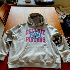 New Era Detroit Pistons Hoodie.  New with tags size XXL